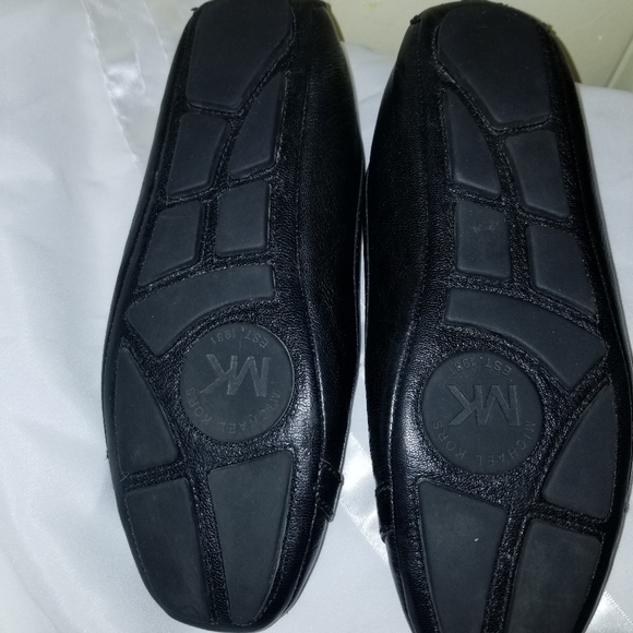 Michael Kors flats - size 8 - Picture 2 of 3